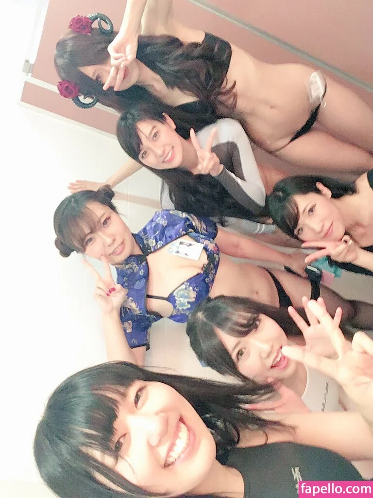 Momotino Onlyfans Photo Gallery 