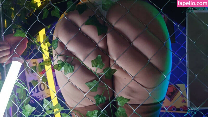 Momotino Onlyfans Photo Gallery 