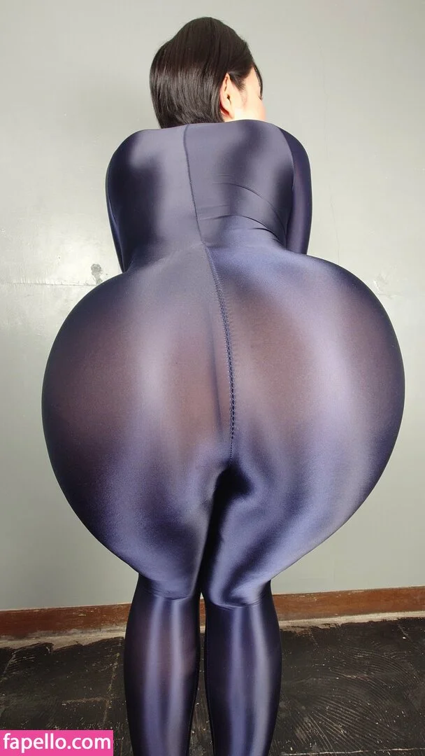 Momotino Onlyfans Photo Gallery 