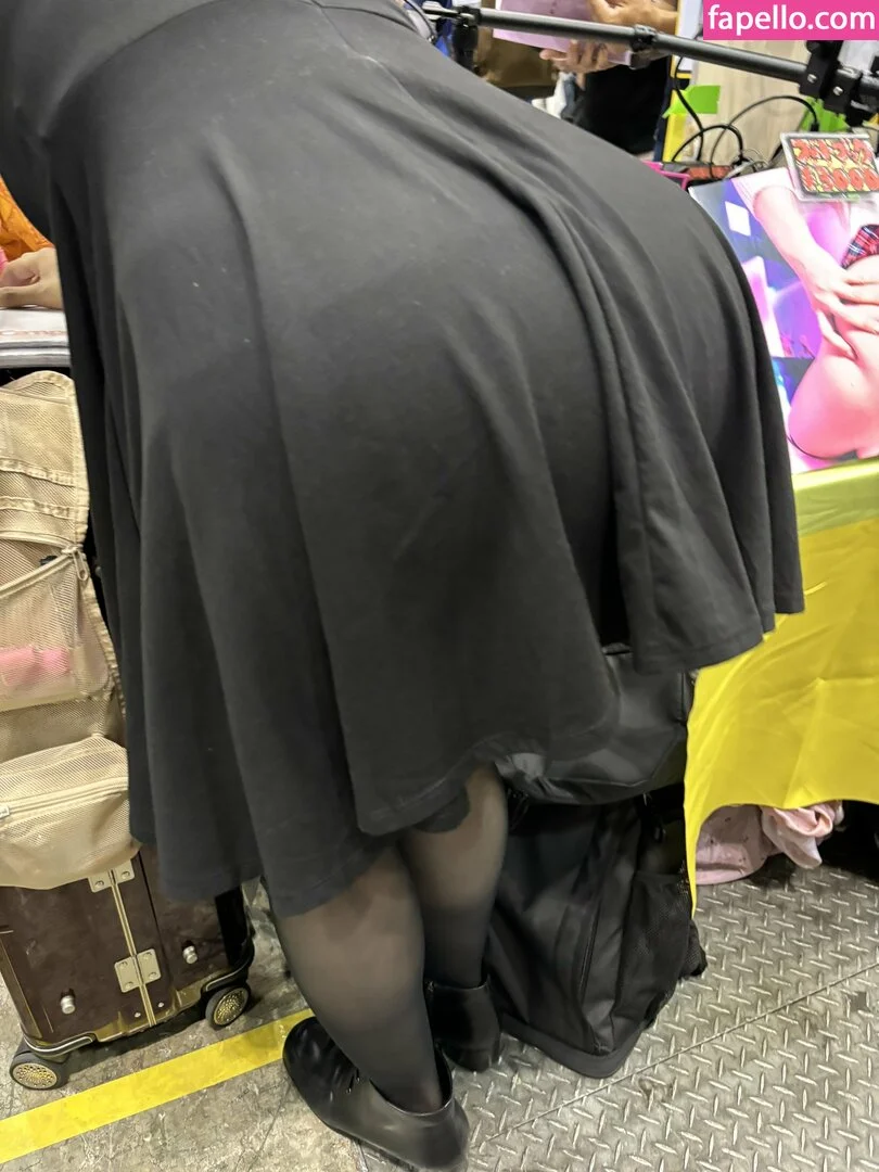 Momotino Onlyfans Photo Gallery 