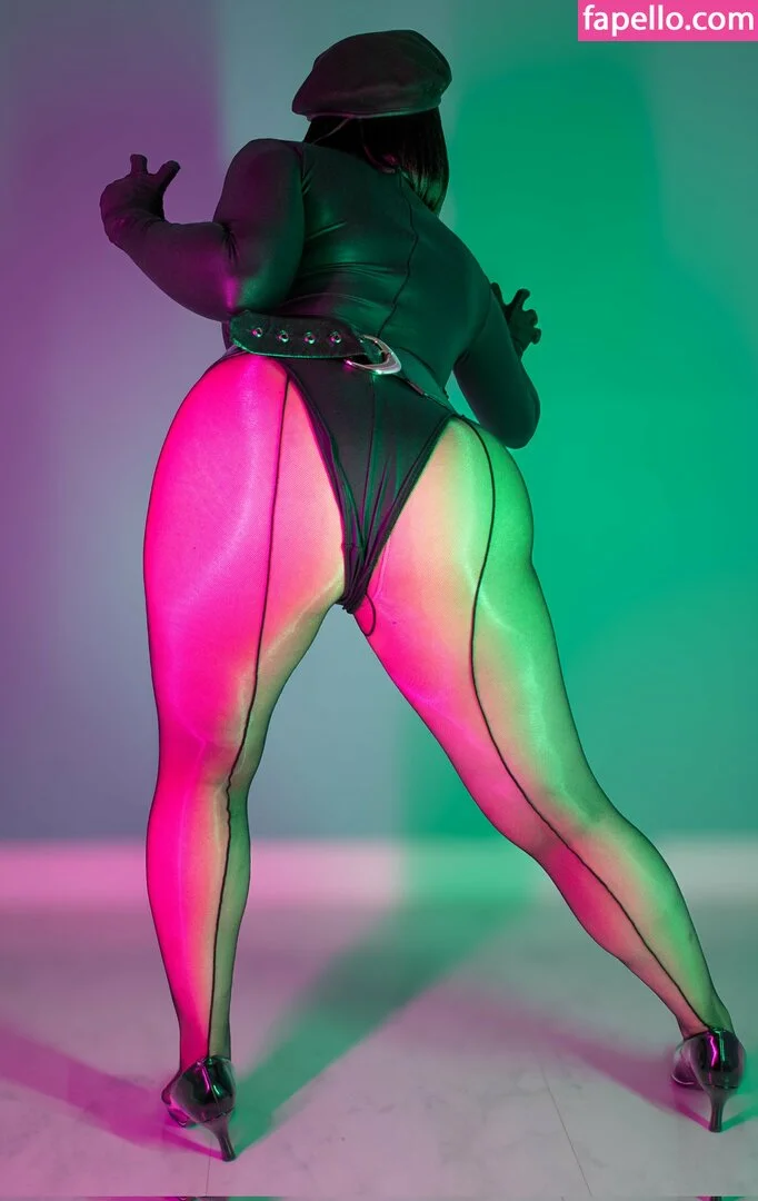 Momotino Onlyfans Photo Gallery 