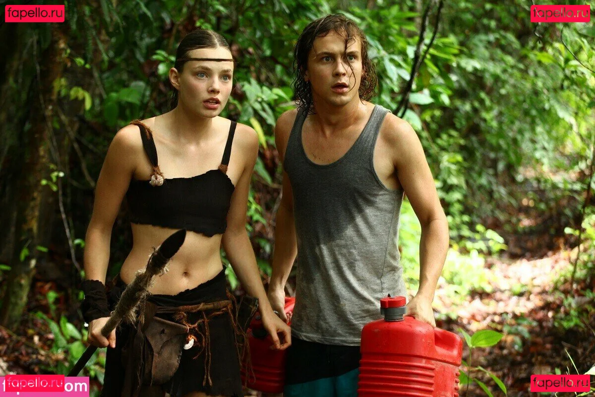 Kristine Froseth Onlyfans Photo Gallery 