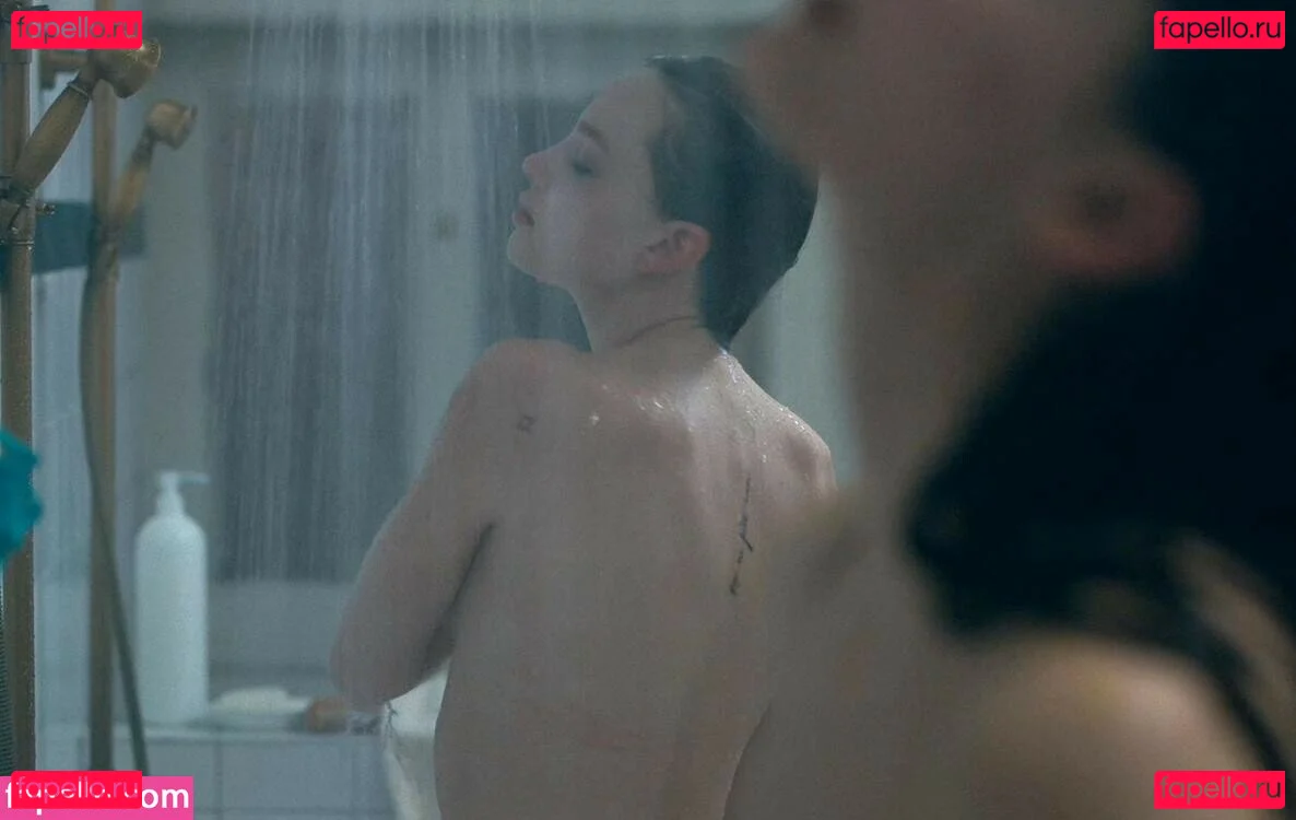 Kristine Froseth Onlyfans Photo Gallery 