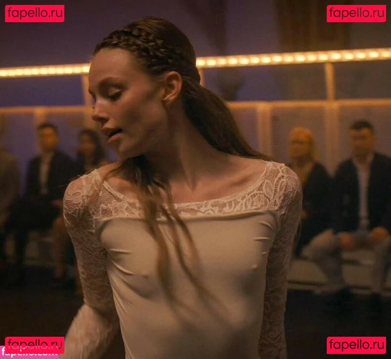 Kristine Froseth Onlyfans Photo Gallery 