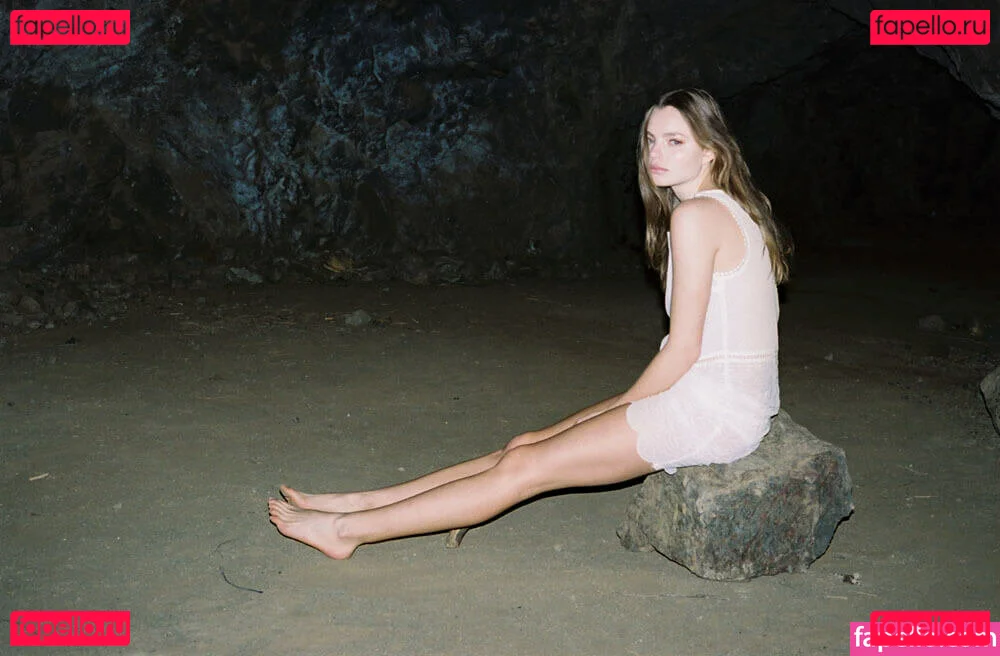 Kristine Froseth Onlyfans Photo Gallery 