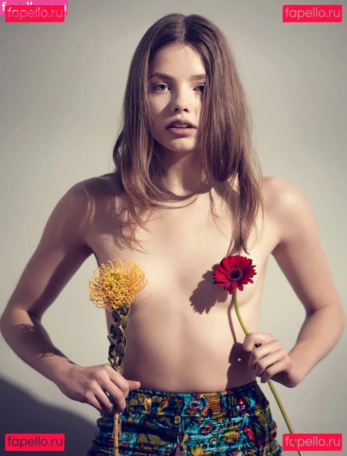 Kristine Froseth Onlyfans Photo Gallery 