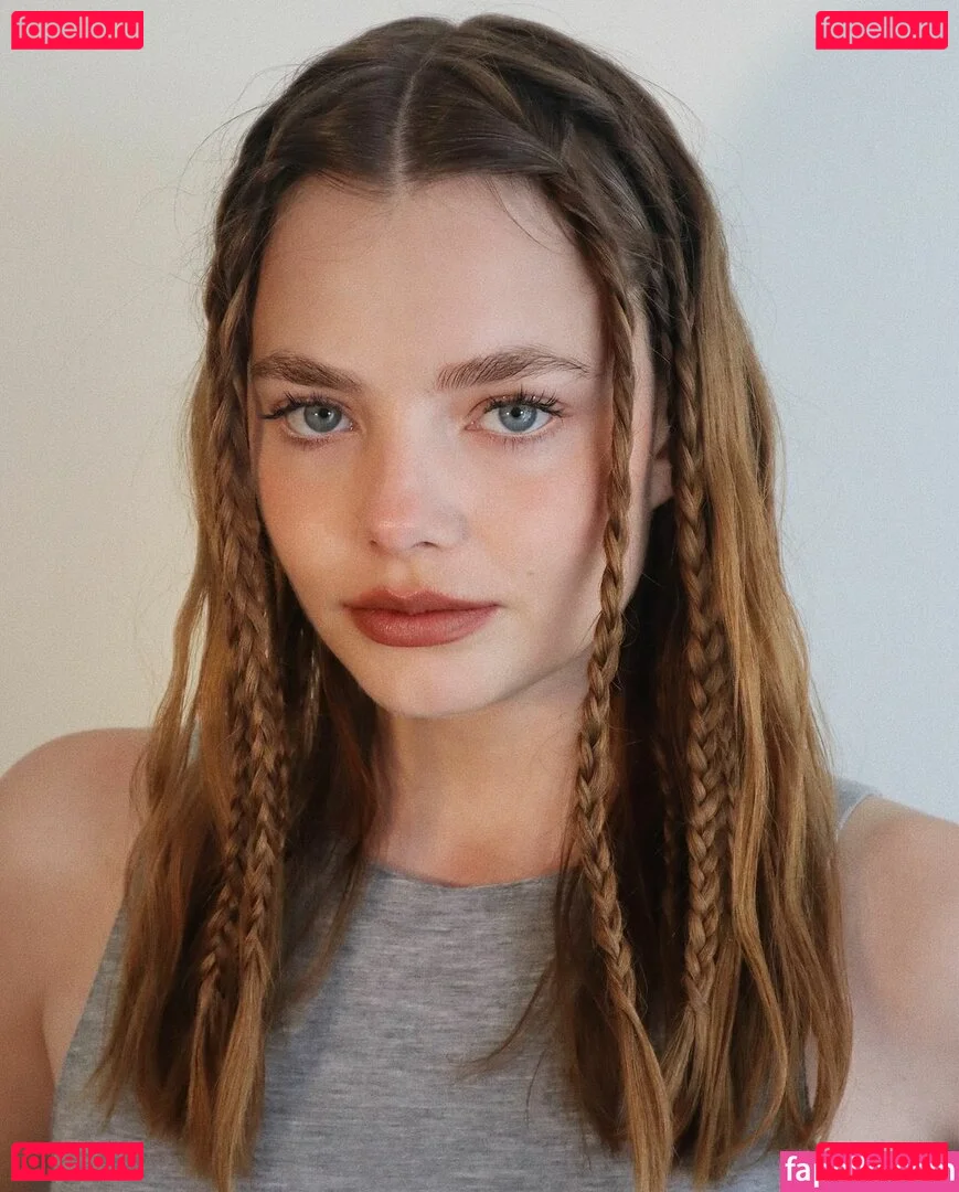 Kristine Froseth Onlyfans Photo Gallery 