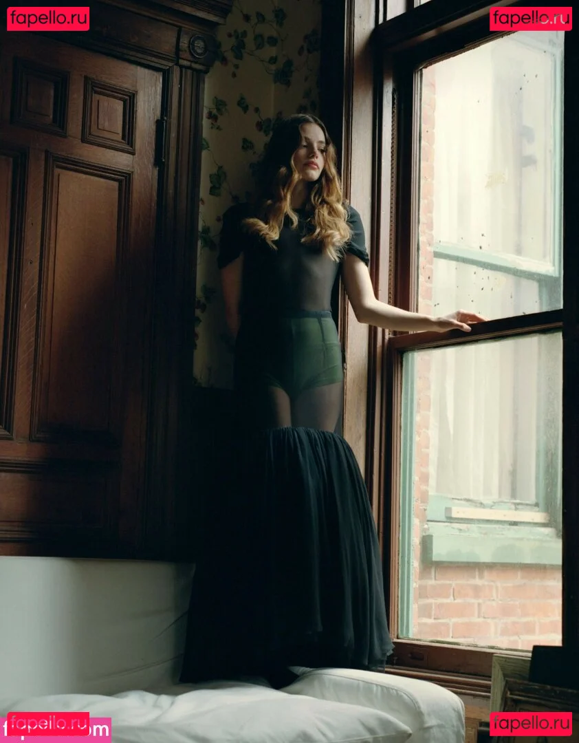 Kristine Froseth Onlyfans Photo Gallery 