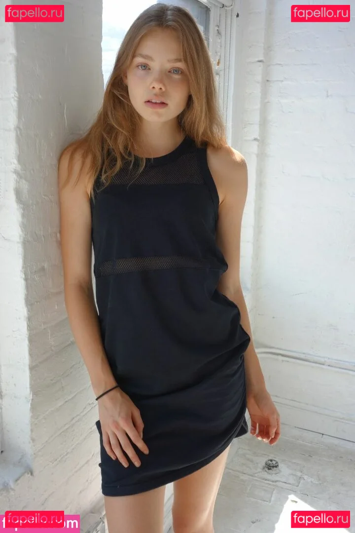 Kristine Froseth Onlyfans Photo Gallery 