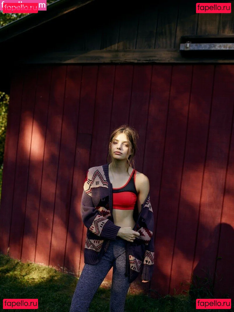 Kristine Froseth Onlyfans Photo Gallery 