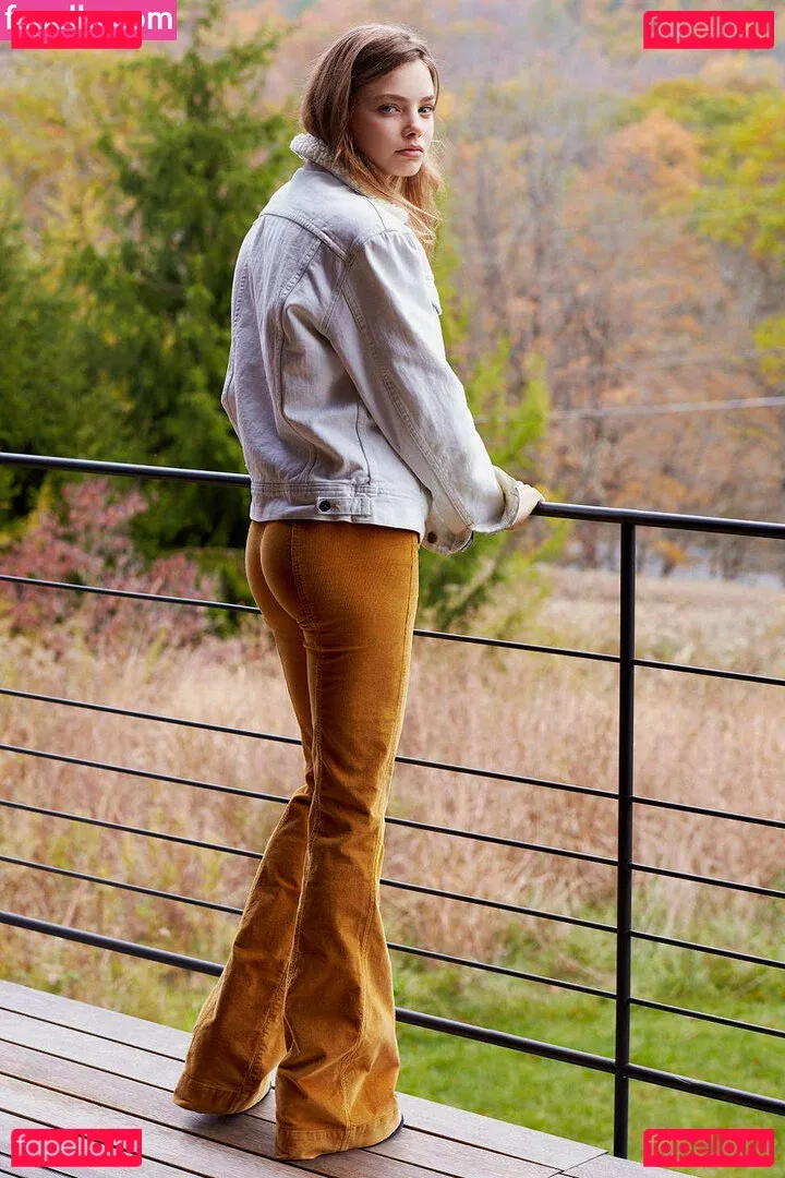 Kristine Froseth Onlyfans Photo Gallery 