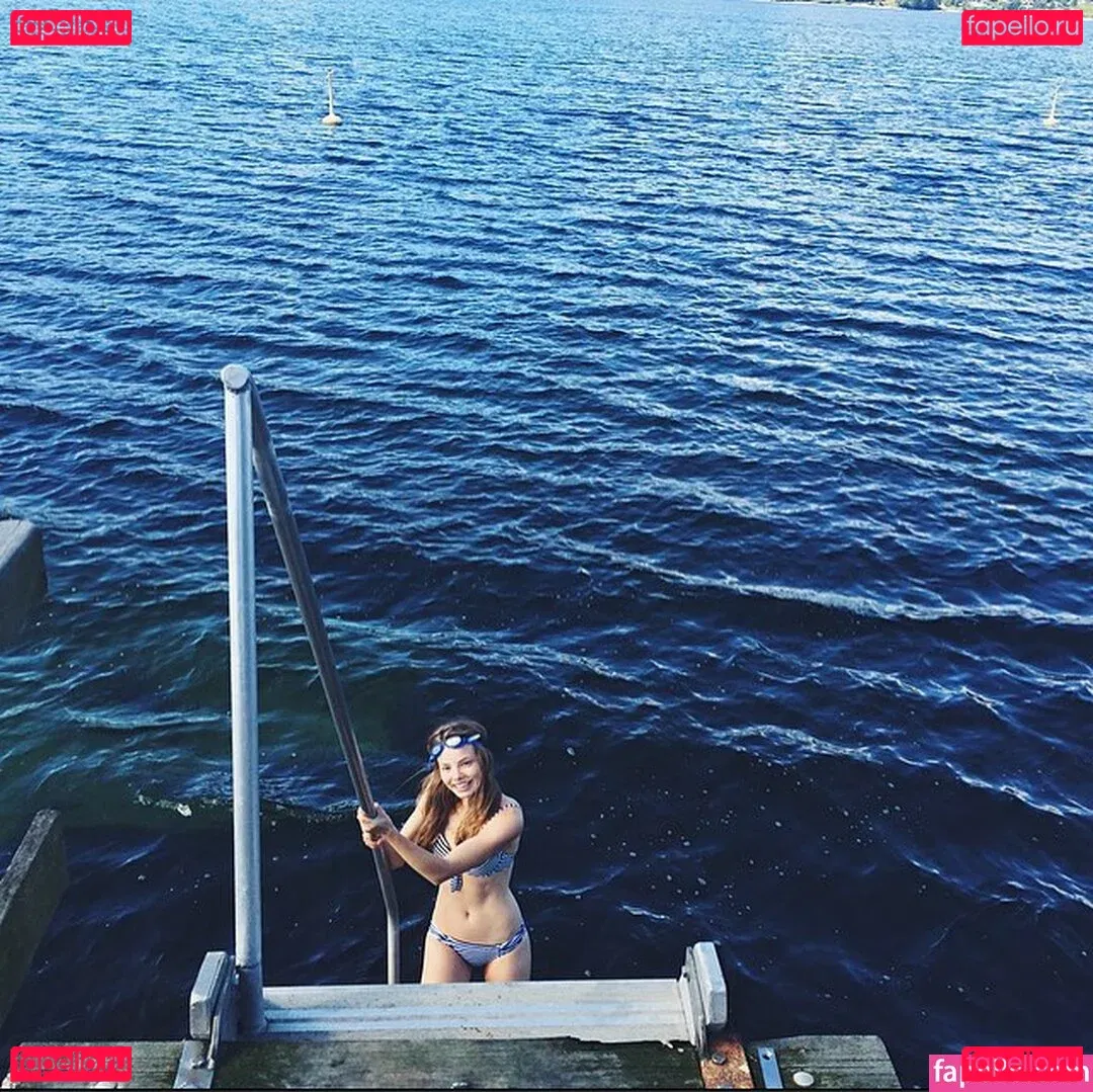 Kristine Froseth Onlyfans Photo Gallery 