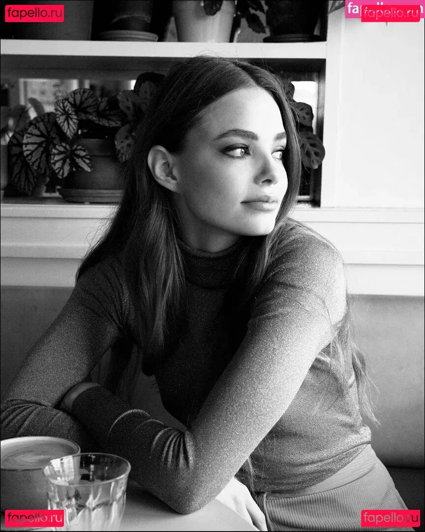 Kristine Froseth Onlyfans Photo Gallery 