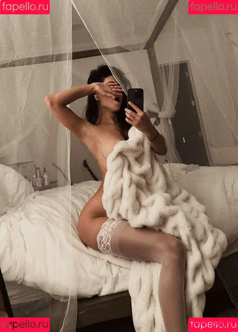 mira_nowhere Onlyfans Photo Gallery 