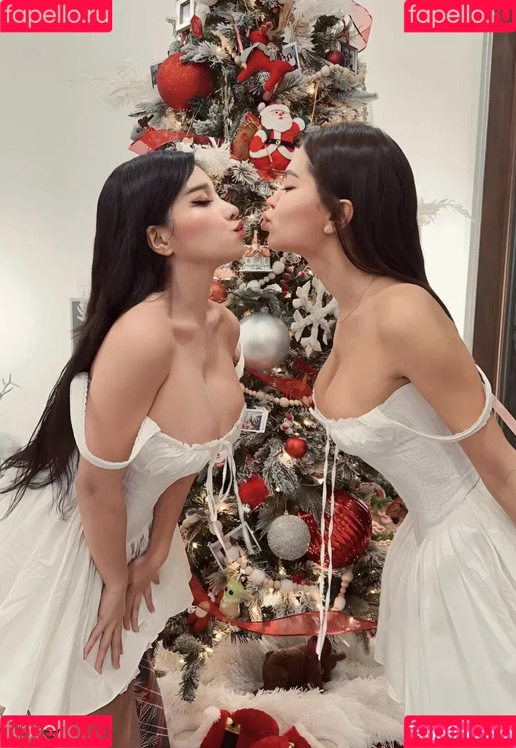 mira_nowhere Onlyfans Photo Gallery 