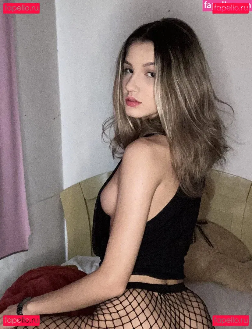 Izita.m Onlyfans Photo Gallery 