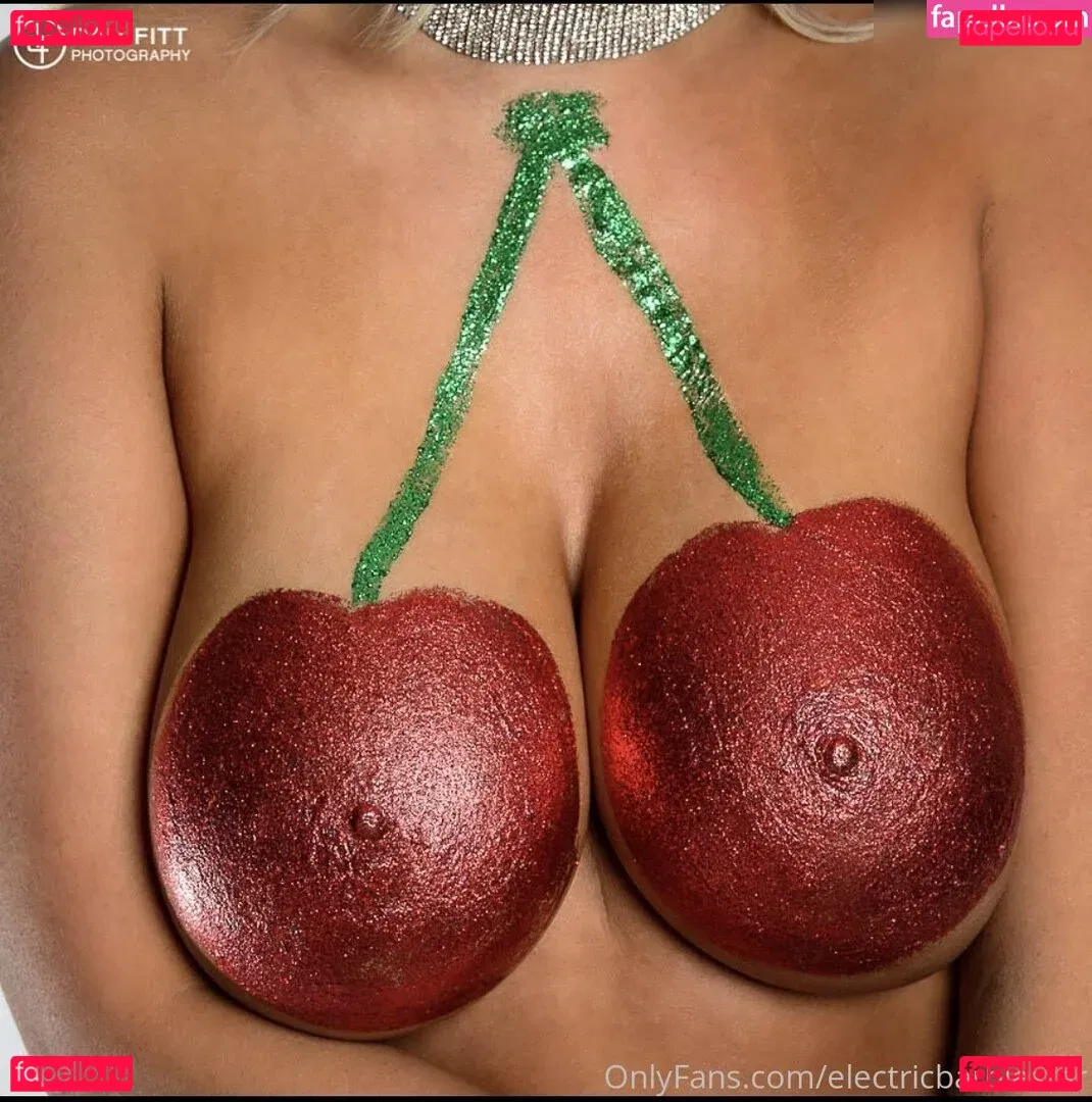 Tiffani Madison Onlyfans Photo Gallery 