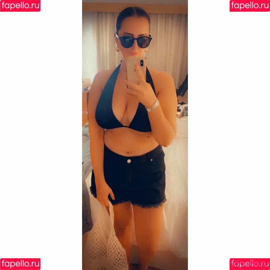 Melanie M Onlyfans Photo Gallery 