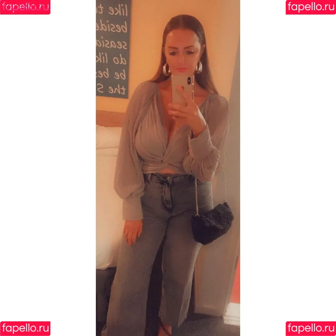 Melanie M Onlyfans Photo Gallery 
