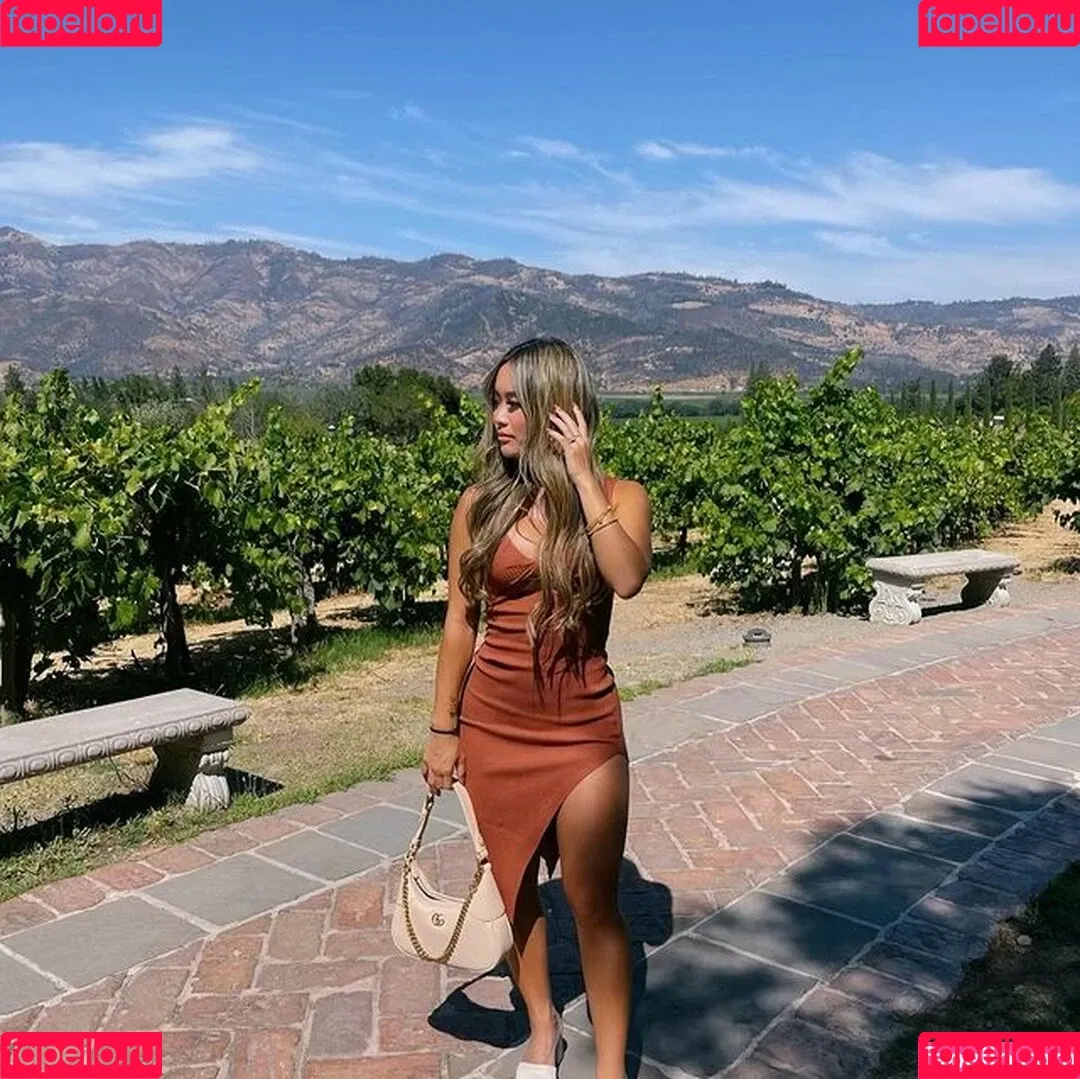 Megkogawa Onlyfans Photo Gallery 