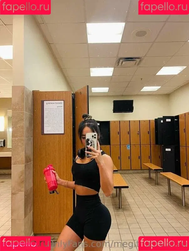 Megkogawa Onlyfans Photo Gallery 