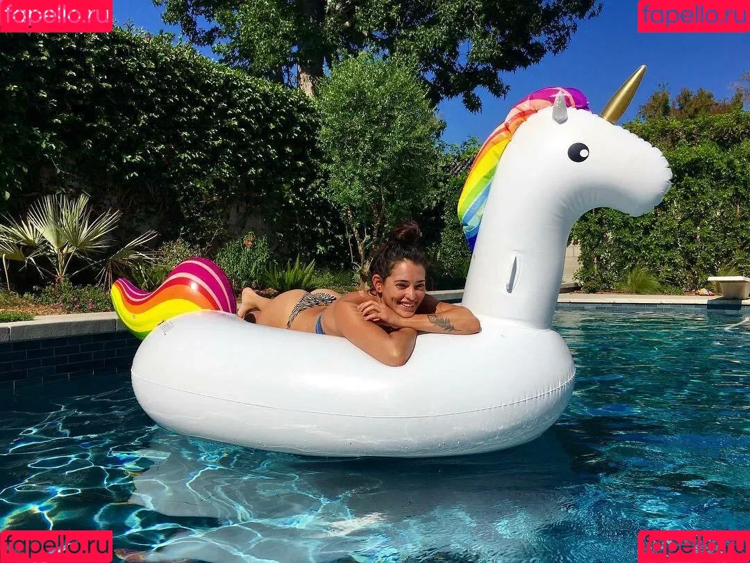 Natalie Martinez Onlyfans Photo Gallery 