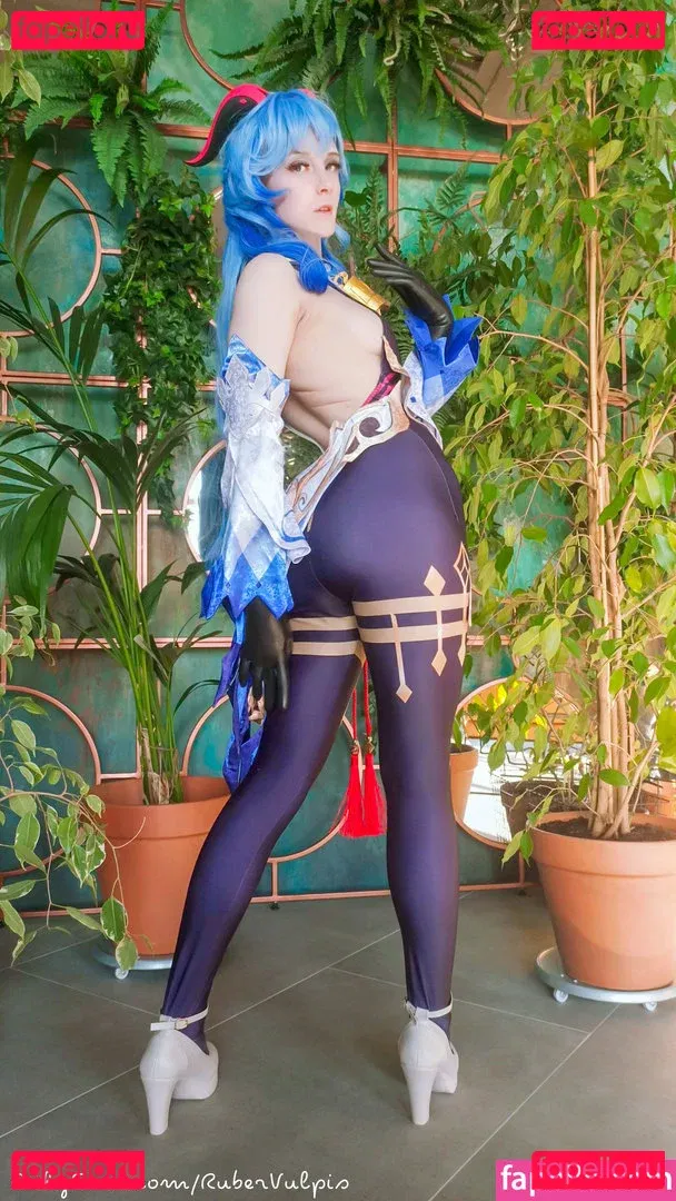 Ruber Vulpis Onlyfans Photo Gallery 