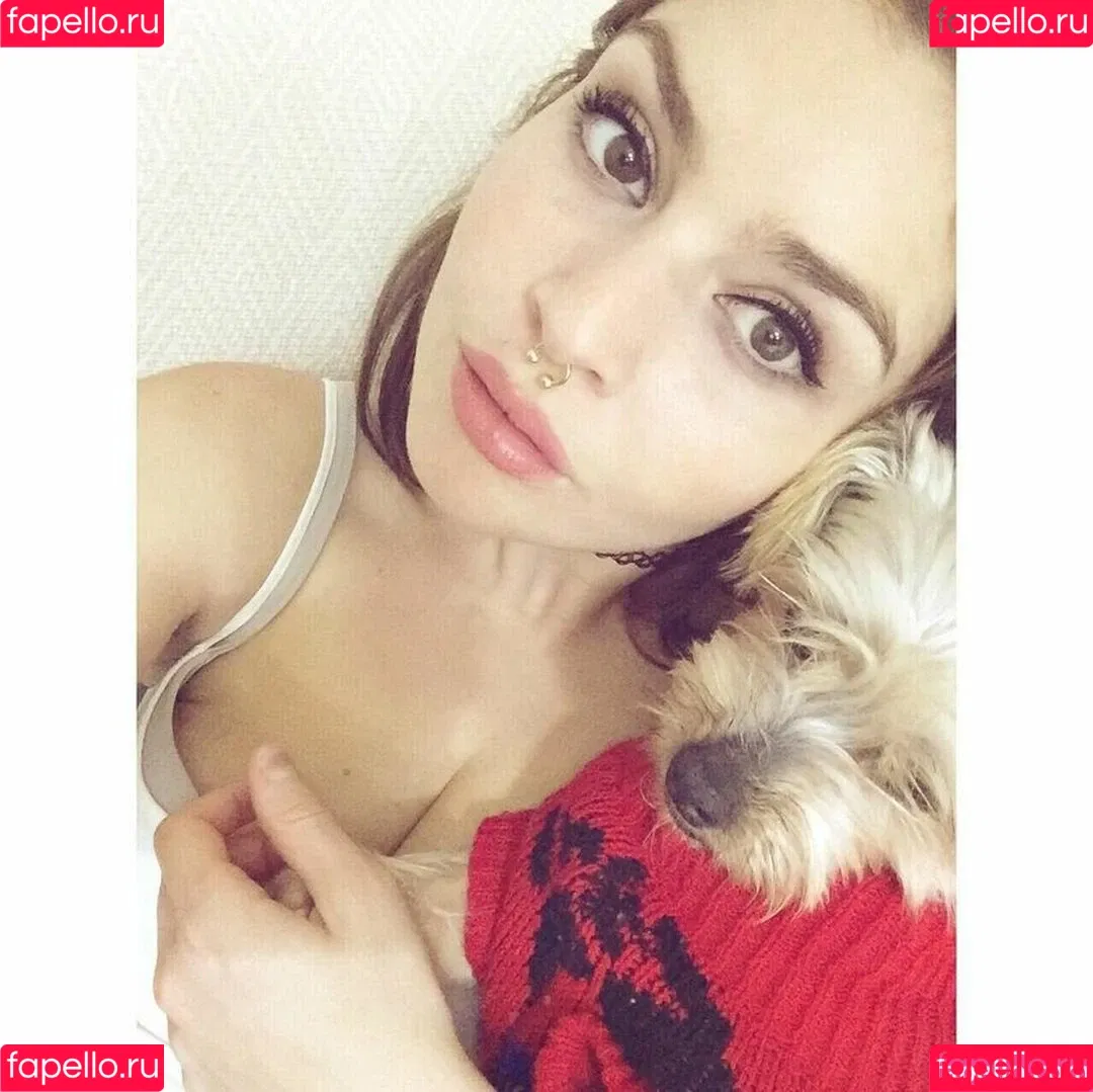 Tara Cedres Onlyfans Photo Gallery 