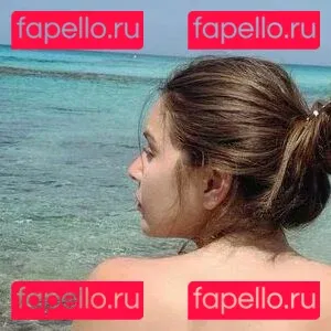 Tara Cedres Onlyfans Photo Gallery 