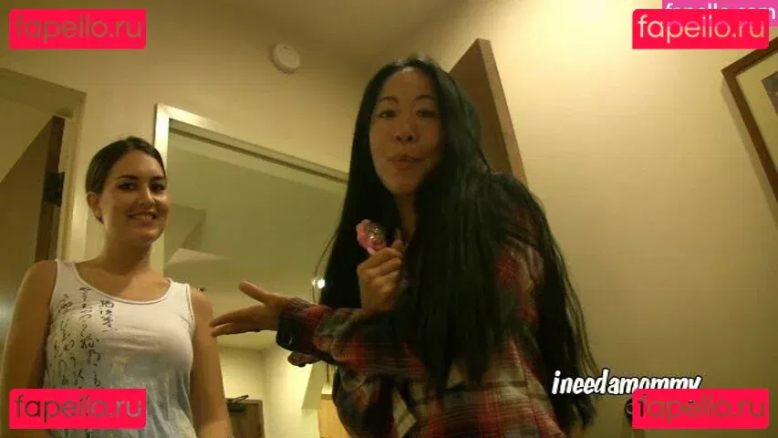 Winona West Onlyfans Photo Gallery 