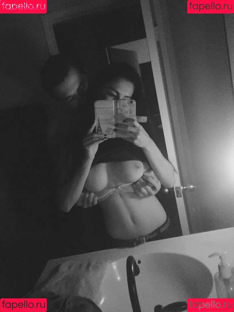 Sultrysanguine Onlyfans Photo Gallery 