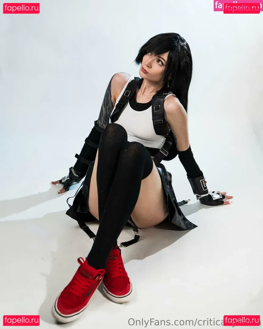 criticallykaisa Onlyfans Photo Gallery 