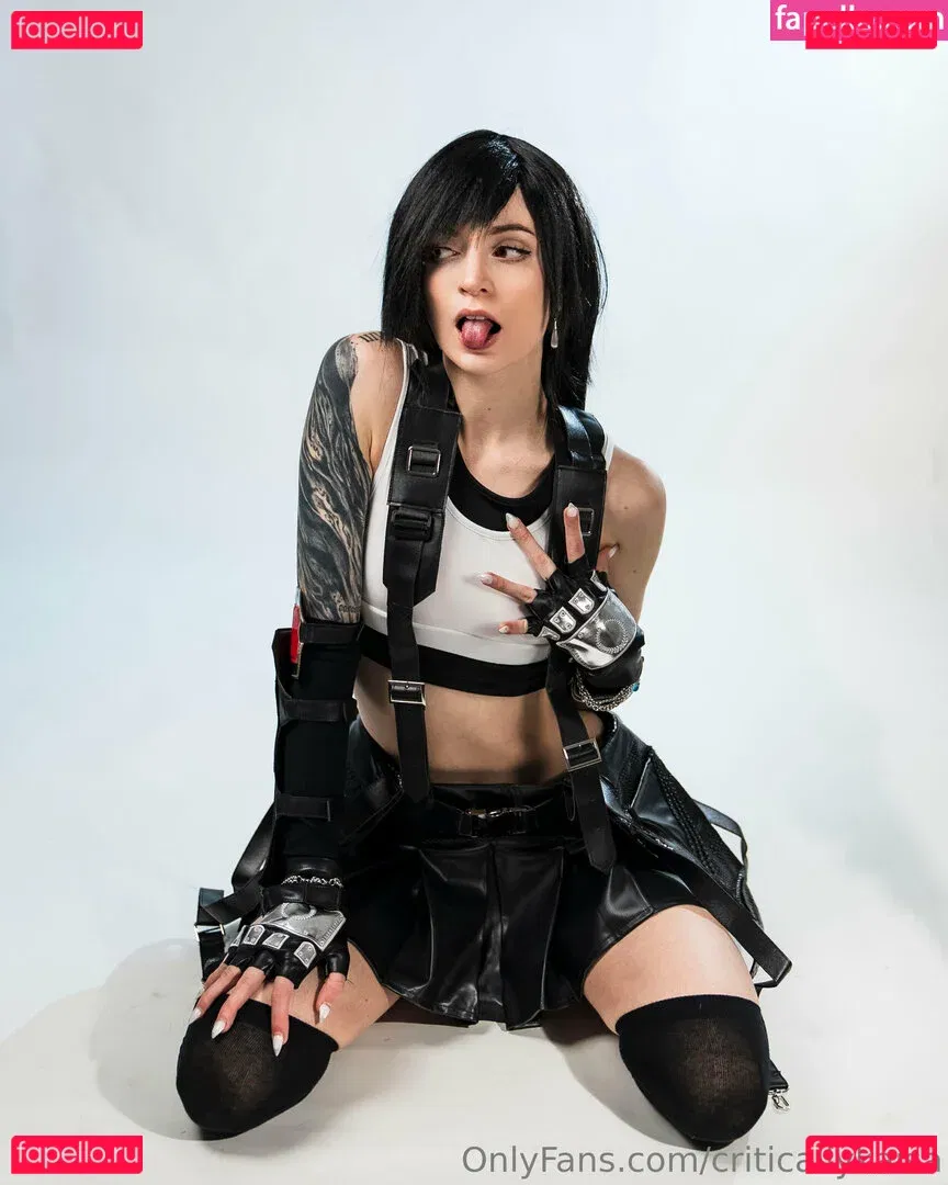 criticallykaisa Onlyfans Photo Gallery 