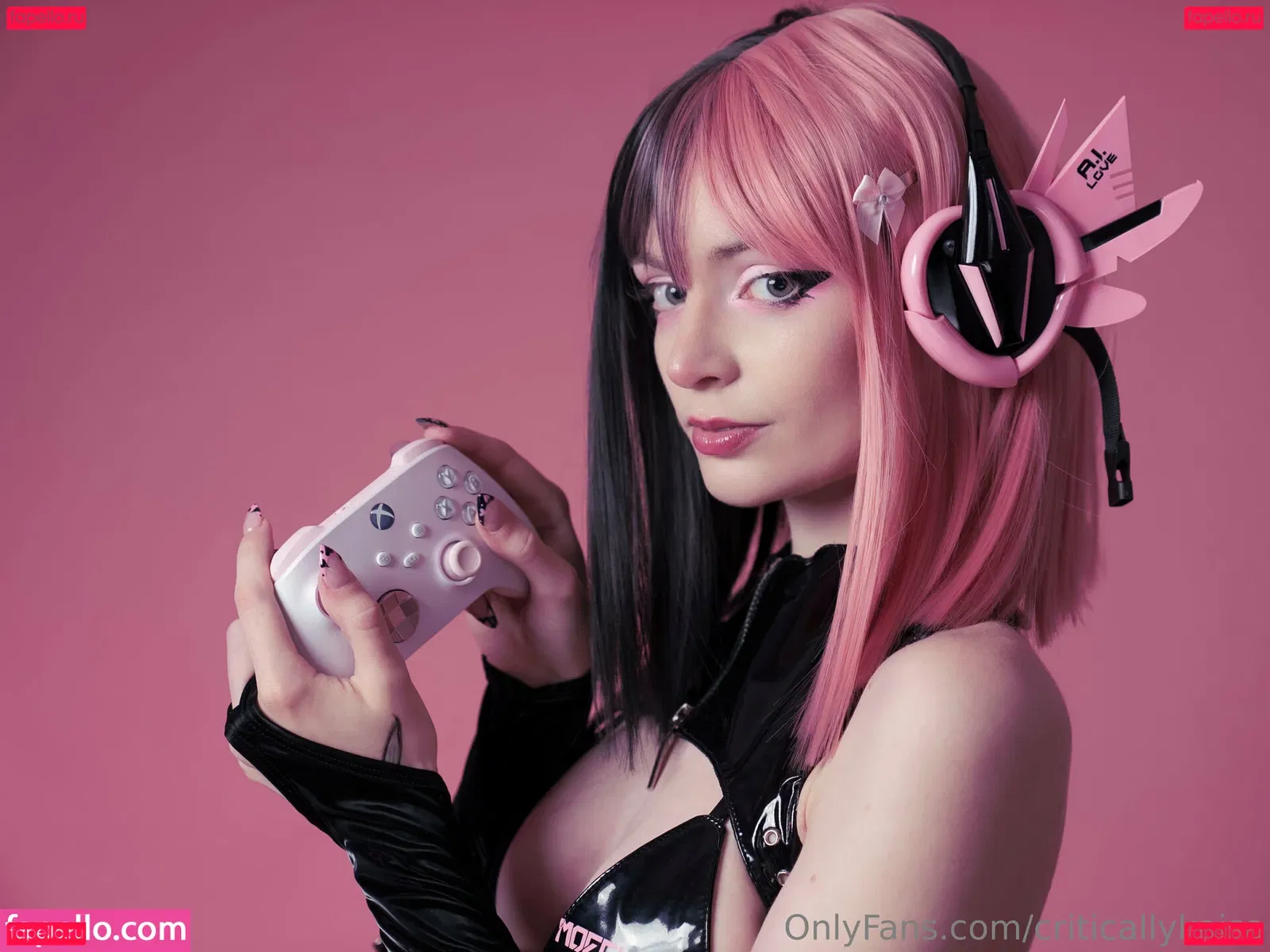 criticallykaisa Onlyfans Photo Gallery 