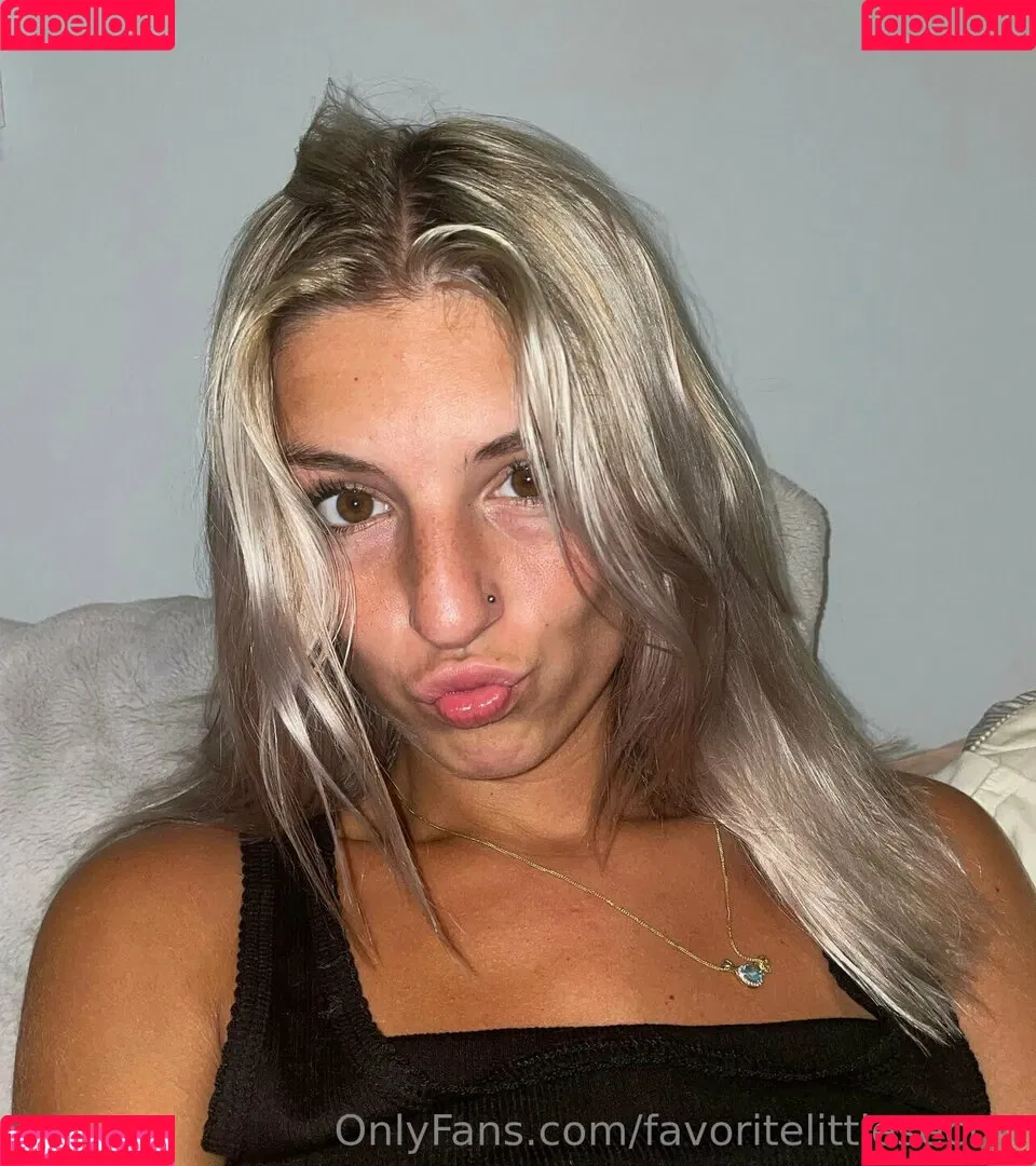 xoxambs Onlyfans Photo Gallery 
