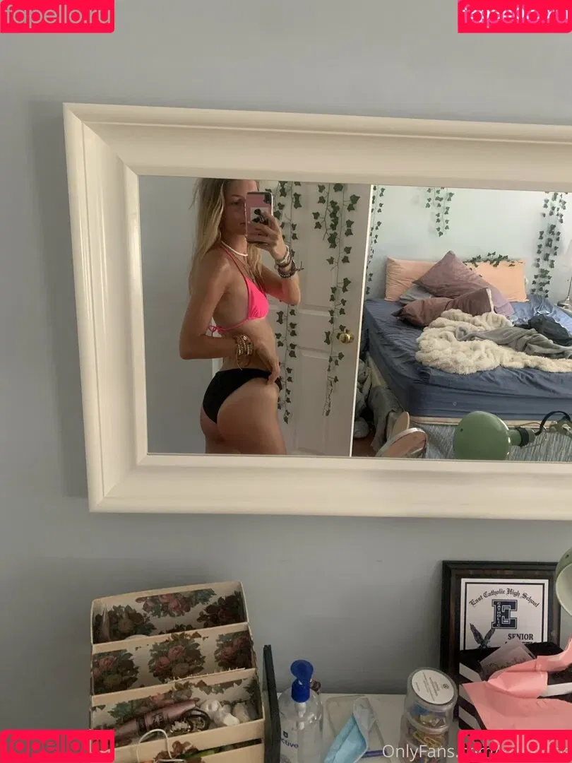 xoxambs Onlyfans Photo Gallery 