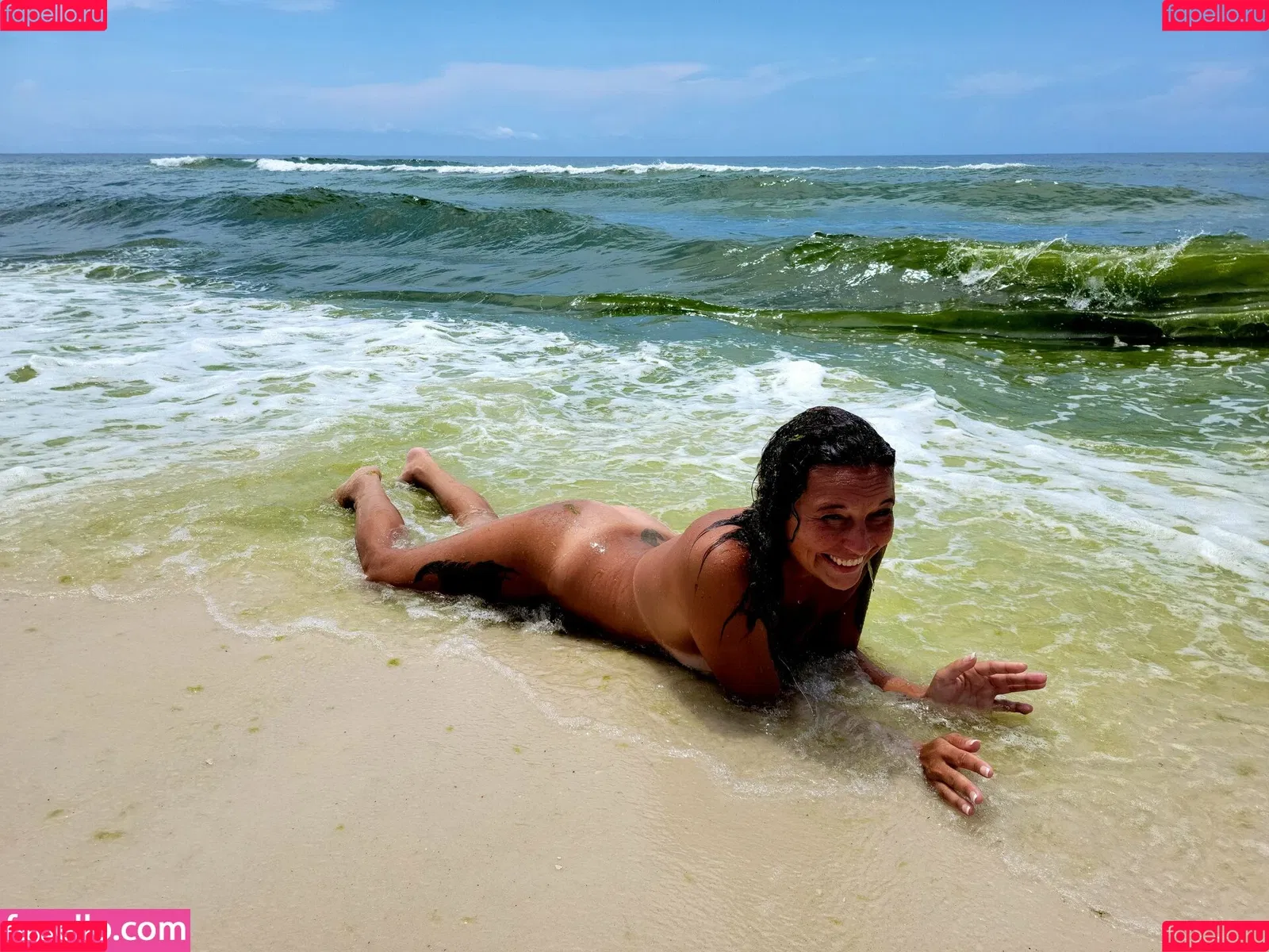 nellebeachgirl Onlyfans Photo Gallery 