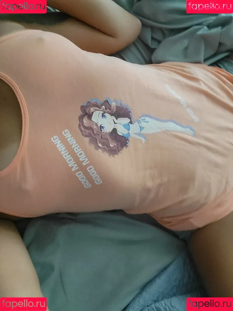 nellebeachgirl Onlyfans Photo Gallery 