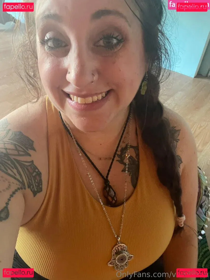 hippyvixxen Onlyfans Photo Gallery 