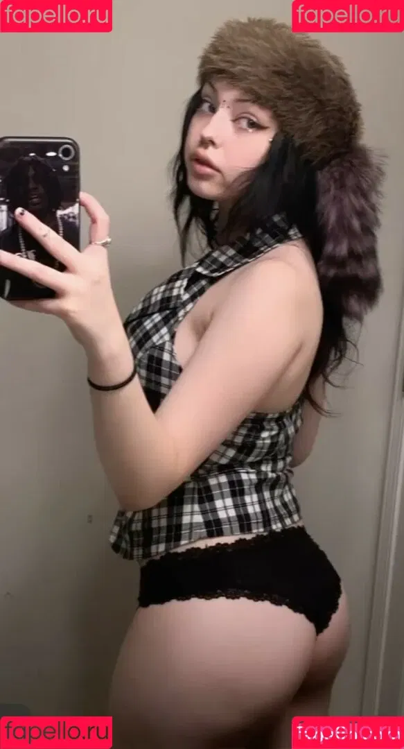 b4i1e3 Onlyfans Photo Gallery 