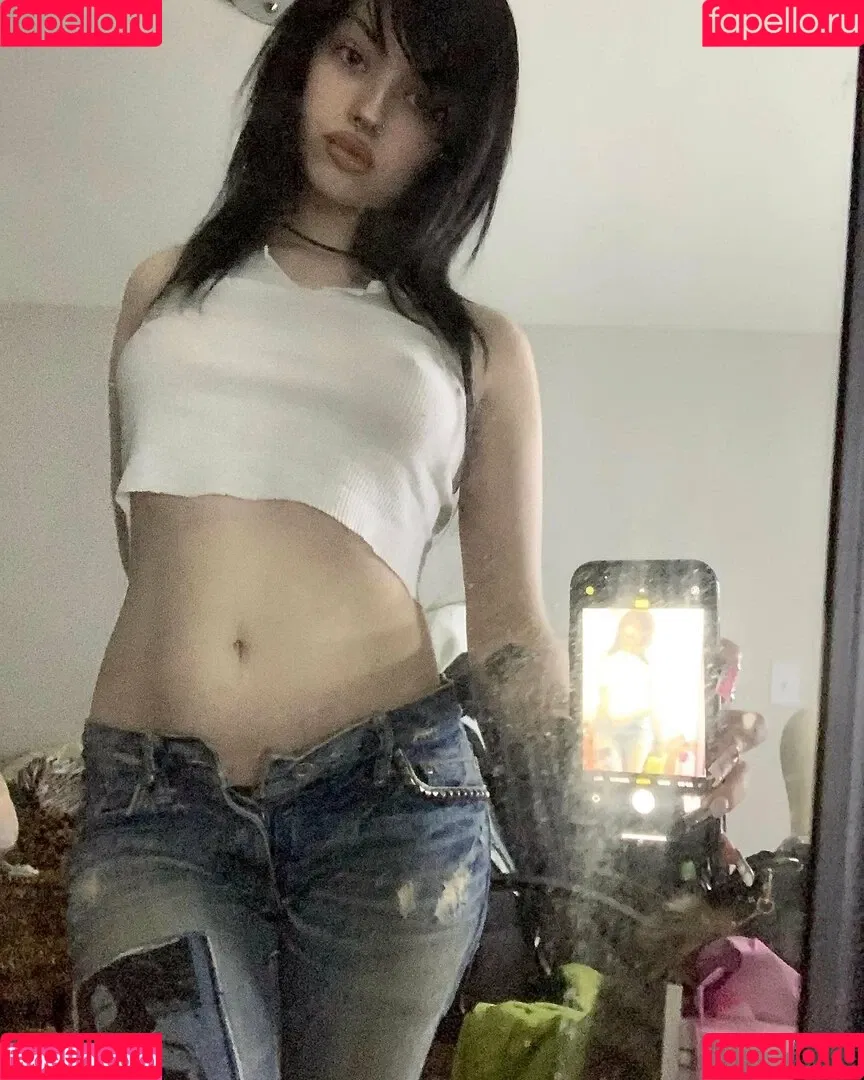 b4i1e3 Onlyfans Photo Gallery 