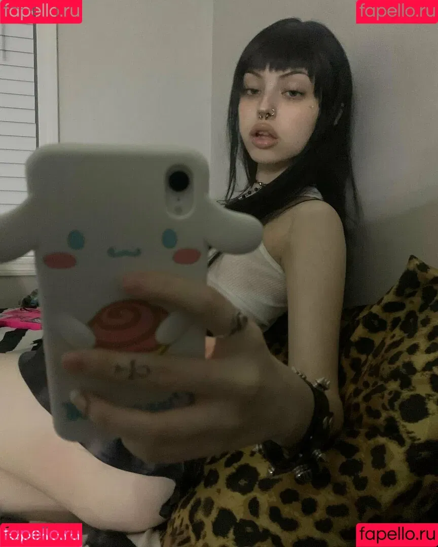 b4i1e3 Onlyfans Photo Gallery 