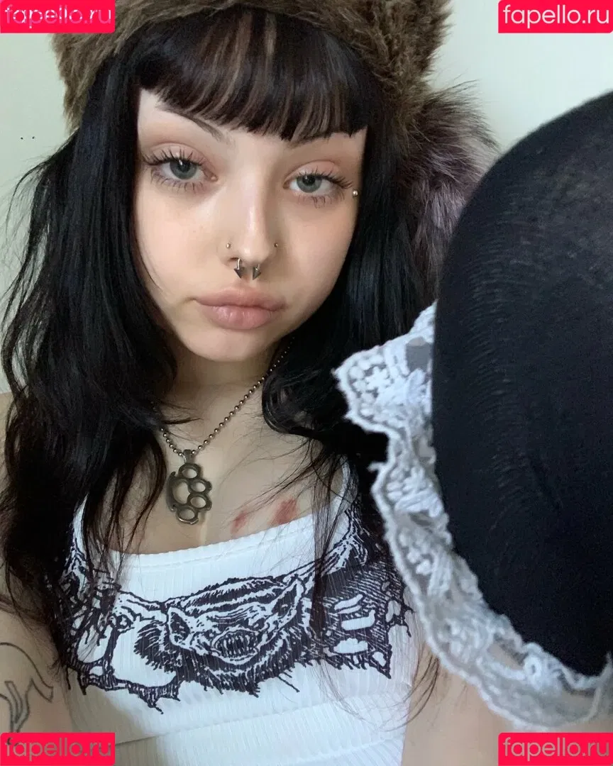 b4i1e3 Onlyfans Photo Gallery 