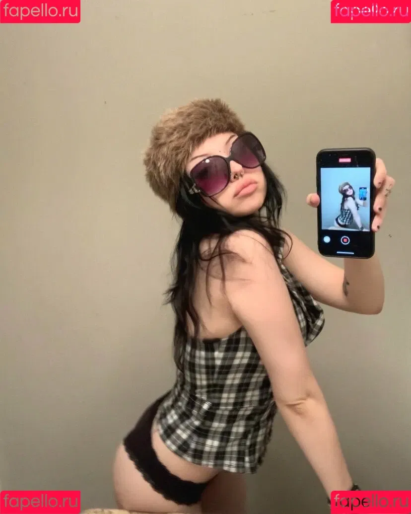 b4i1e3 Onlyfans Photo Gallery 
