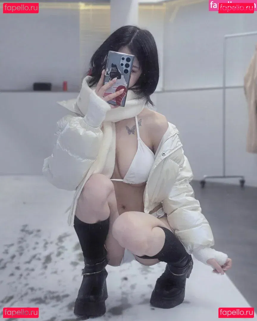 b4i1e3 Onlyfans Photo Gallery 