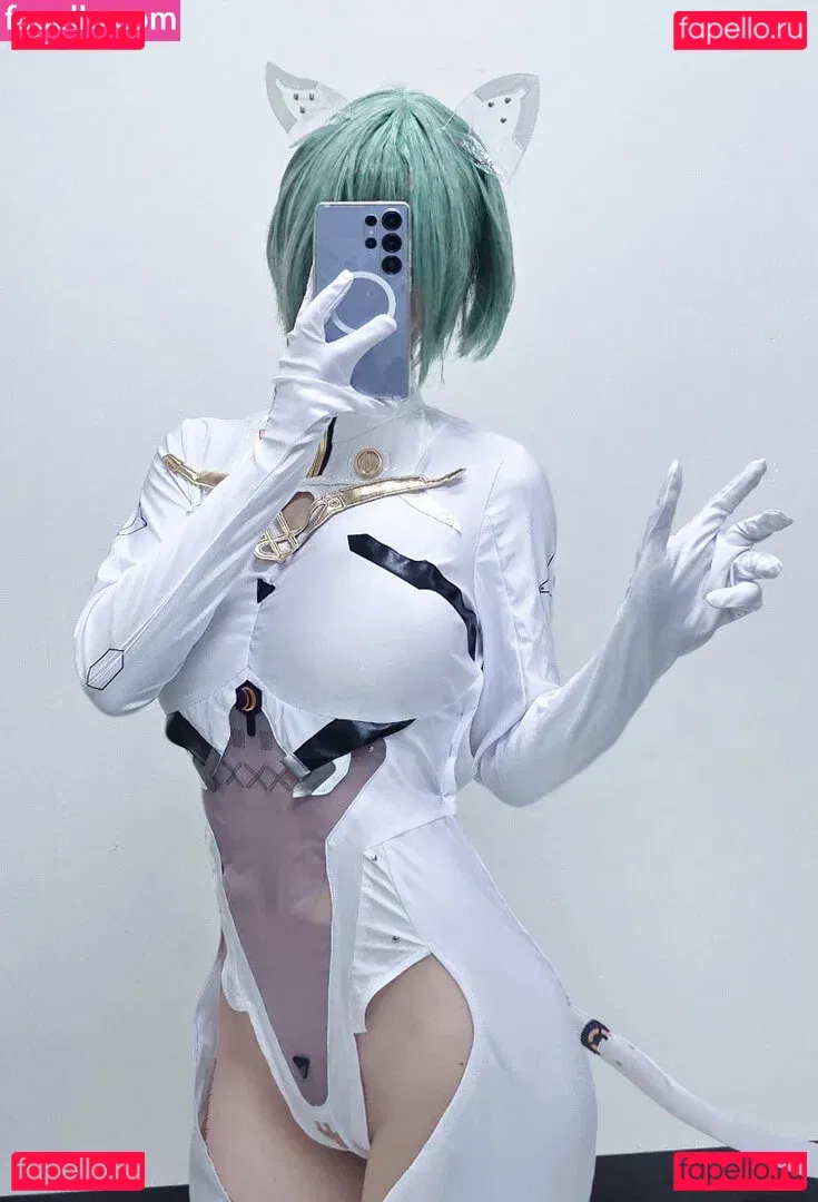 b4i1e3 Onlyfans Photo Gallery 