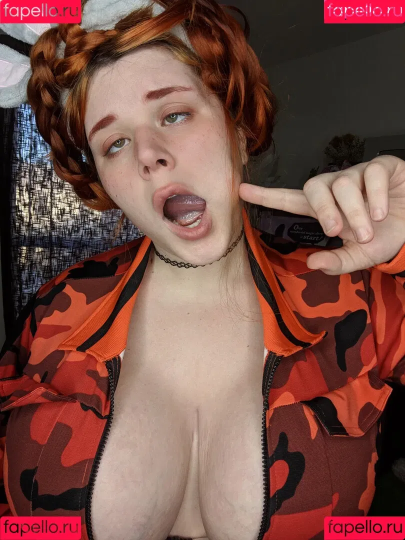 Penny Underbust Onlyfans Photo Gallery 