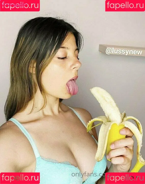 onlymiaux Onlyfans Photo Gallery 