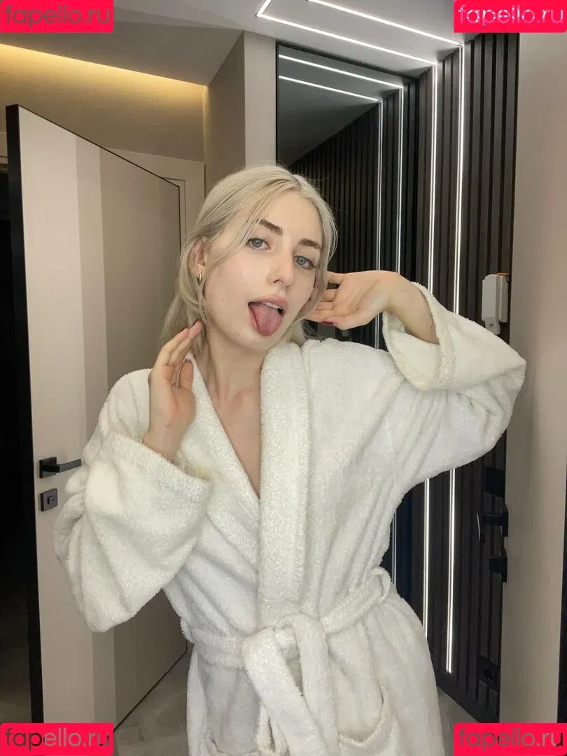 yourprettyalice Onlyfans Photo Gallery 