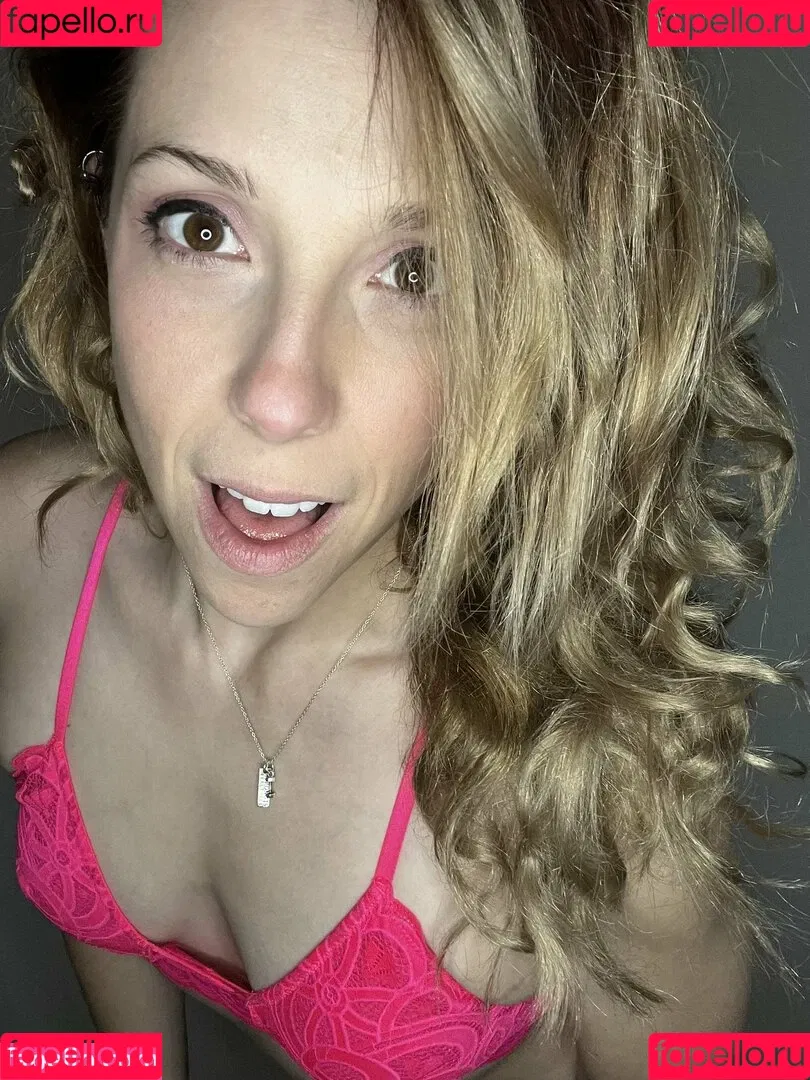 Kintinue Onlyfans Photo Gallery 